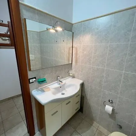 Bilocale In Centro Storico Calopezzati