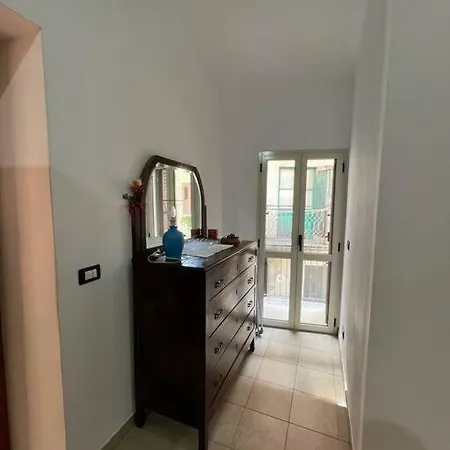 Bilocale In Centro Storico * Calopezzati