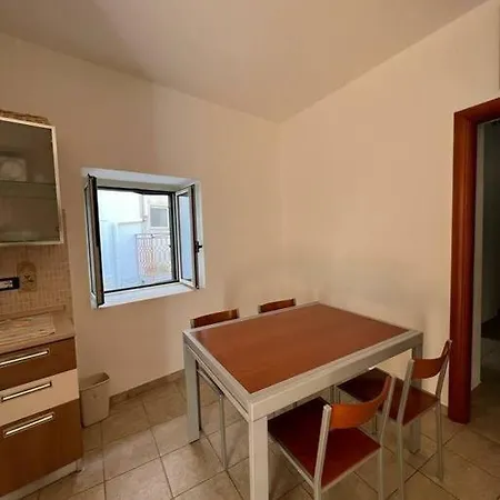 펜션 Bilocale In Centro Storico Calopezzati